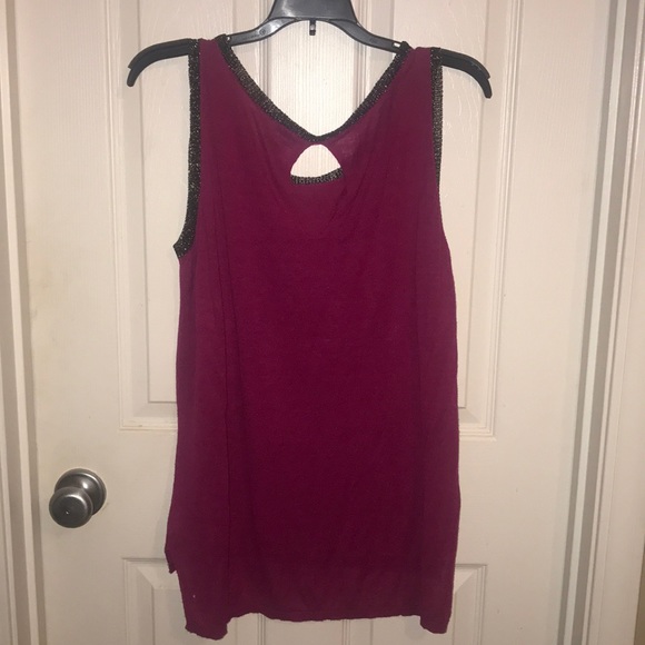 Top - Picture 2 of 2